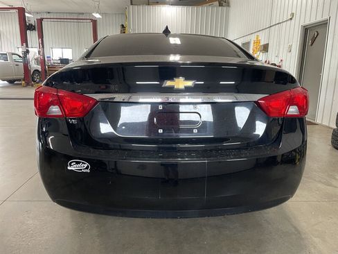 Used 2018 Chevrolet Impala LS FWD image 7