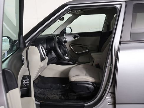 Used 2022 Kia Soul LX FWD image 39