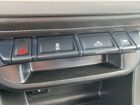 Certified 2022 GMC Canyon Elevation w/ Trailering Package image 36