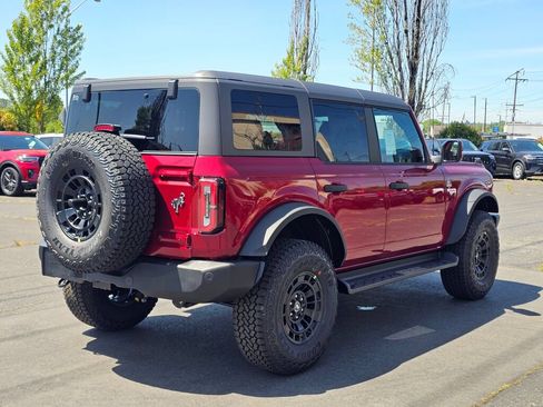New 2026 Ford Bronco Outer Banks w/ Sasquatch Package AWD/4WD image 5