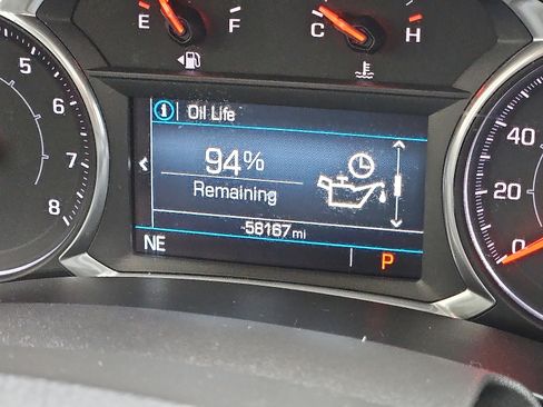 Used 2018 GMC Terrain Denali w/ Advanced Safety Package image 21