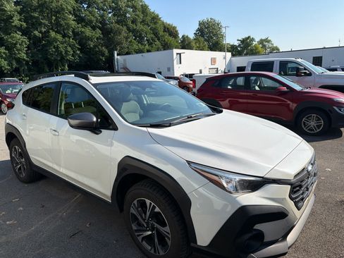 Used 2024 Subaru Crosstrek 2.0i Premium AWD/4WD image 16