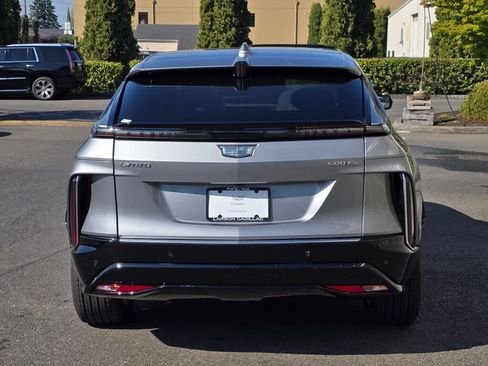 New 2026 Cadillac Lyriq Luxury image 6