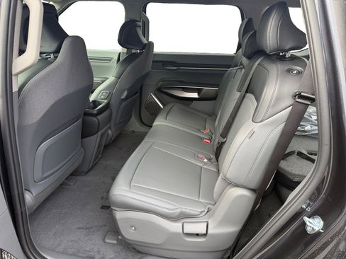 New 2026 Kia EV9 Light image 16