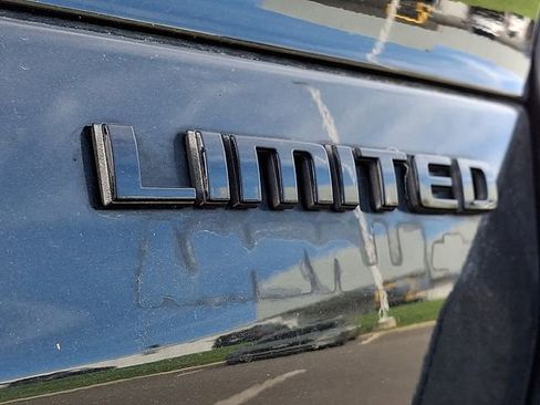 Used 2023 Jeep Grand Cherokee L Limited w/ Luxury Tech Group II image 29