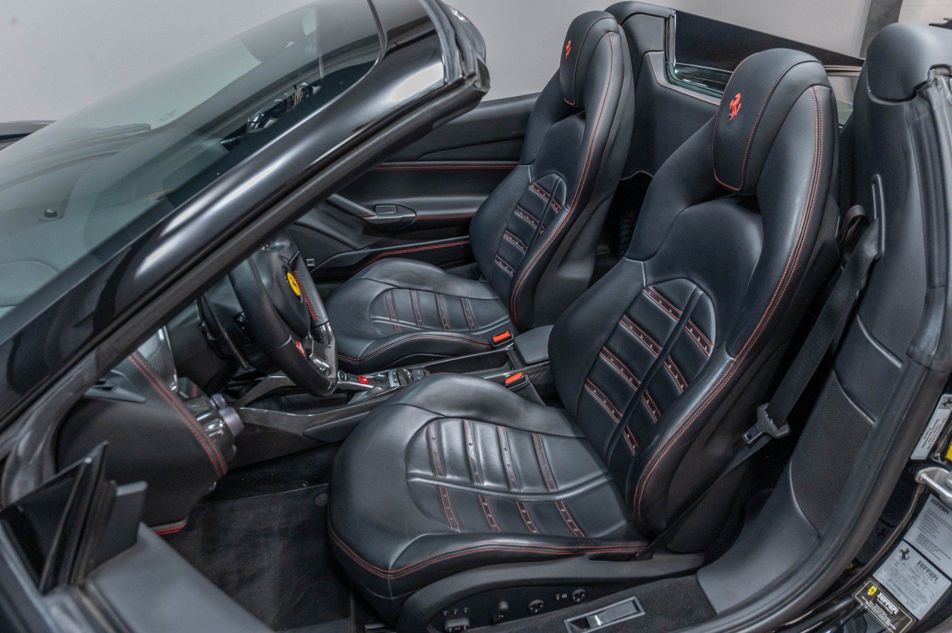 Used 2016 Ferrari 488 Spider RWD image 10