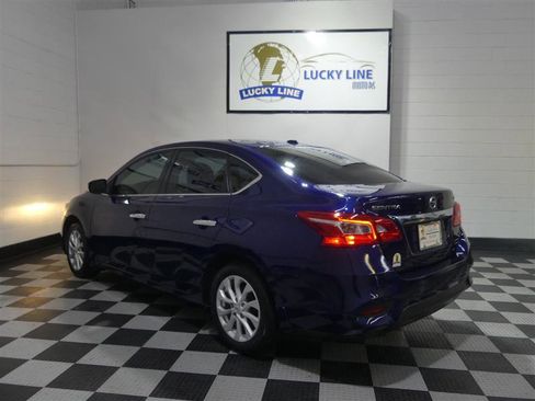Used 2018 Nissan Sentra SV image 11
