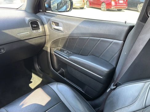 Used 2016 Dodge Charger R/T w/ Plus Group RWD image 56