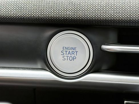 Used 2025 Hyundai Tucson Limited image 29