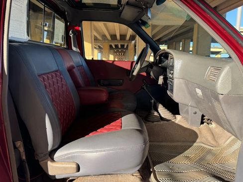 Used 1989 Toyota Pickup Deluxe image 18