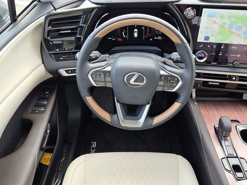 Used 2026 Lexus RX 350 Premium Plus w/ Accessory Package (Z1) image 22
