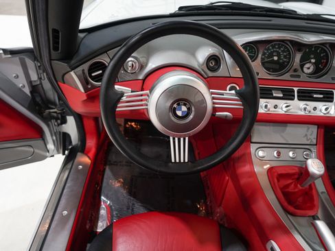 Used 2000 BMW Z8 RWD image 11