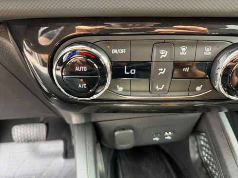 Used 2026 Chevrolet TrailBlazer RS w/ Convenience Package AWD/4WD image 24
