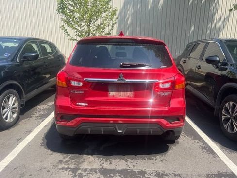 Used 2019 Mitsubishi Outlander Sport ES AWD/4WD image 2