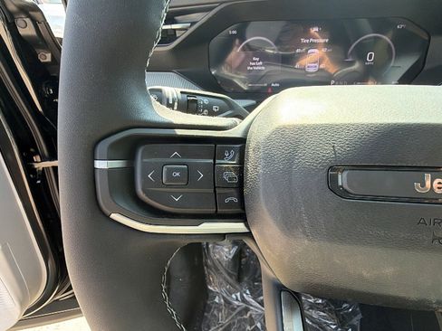 New 2026 Jeep Cherokee Limited image 22