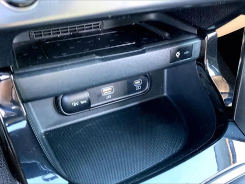 Used 2024 Kia Seltos EX AWD/4WD image 35