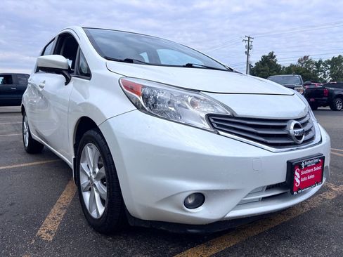 Used 2015 Nissan Versa Note FWD image 4