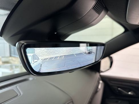 Used 2024 GMC Yukon XL Denali w/ Advanced Technology Package image 38