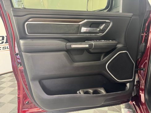 Used 2021 RAM 1500 Laramie AWD/4WD image 9