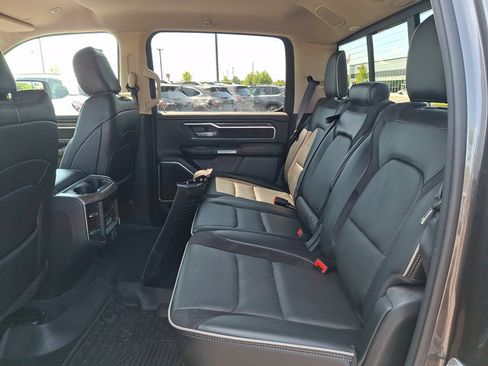 Used 2020 RAM 1500 Laramie AWD/4WD image 10