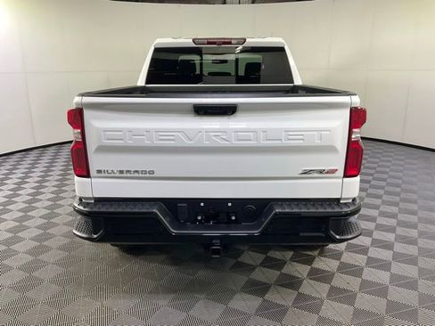 Used 2024 Chevrolet Silverado 1500 ZR2 image 5