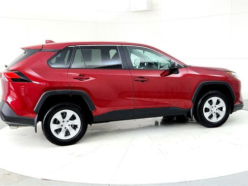 Used 2023 Toyota RAV4 LE image 6