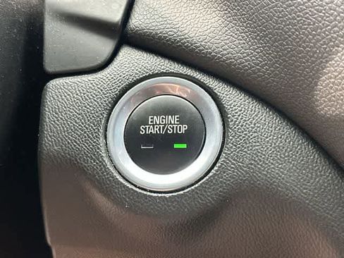 Used 2018 Chevrolet Equinox LT image 10