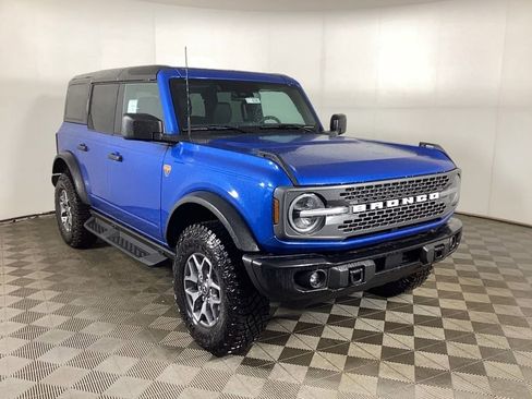 New 2025 Ford Bronco Badlands image 1