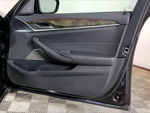 Used 2022 BMW 540i 540i w/ Premium Package image 23