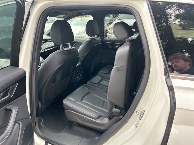 Used 2025 Audi Q7 3.0T Premium Plus AWD/4WD image 6