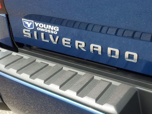 Certified 2019 Chevrolet Silverado 1500 LT w/ All Star Edition AWD/4WD image 29