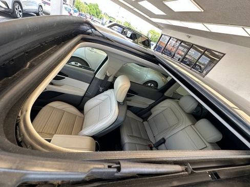Used 2024 Lincoln Nautilus Reserve w/ Equipment Group 202A AWD/4WD image 6