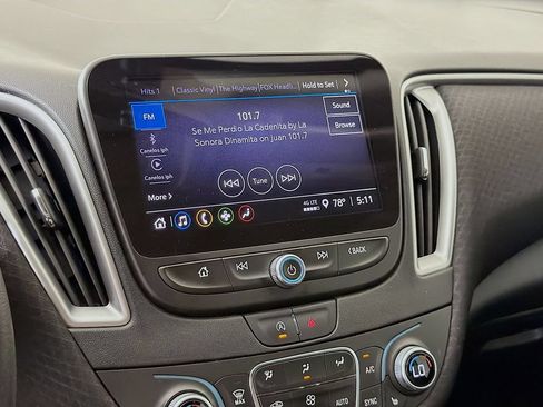 Used 2022 Chevrolet Malibu LT FWD image 17