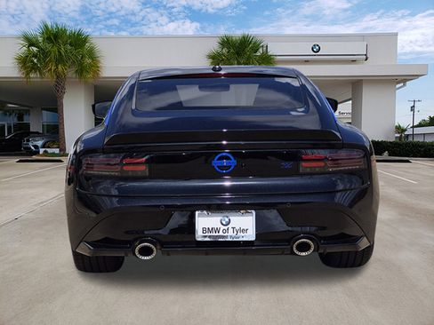Used 2024 Nissan Z Performance w/ Floor Mat Package RWD image 5