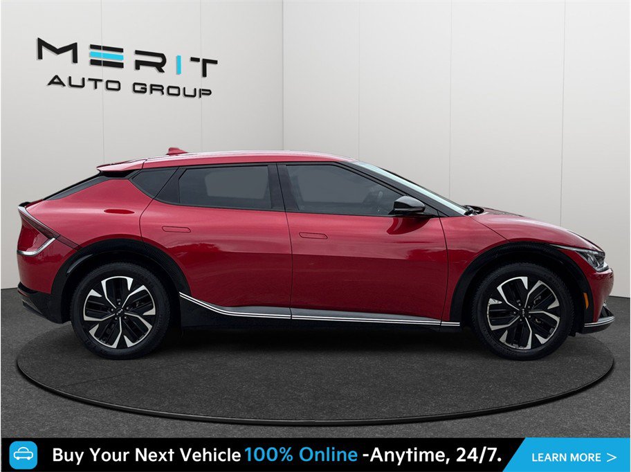 Used 2024 Kia EV6 Wind RWD image 10