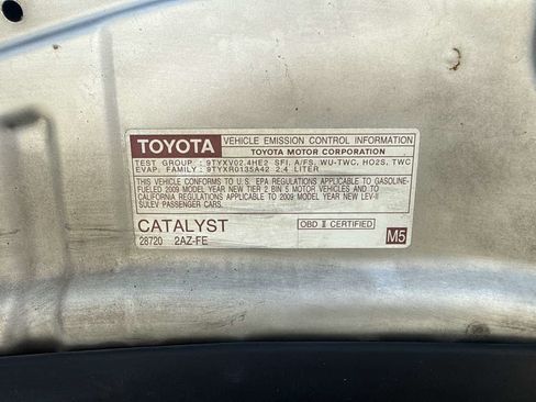 Used 2009 Toyota Camry FWD image 32