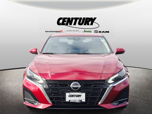 Used 2024 Nissan Altima 2.5 SL image 9