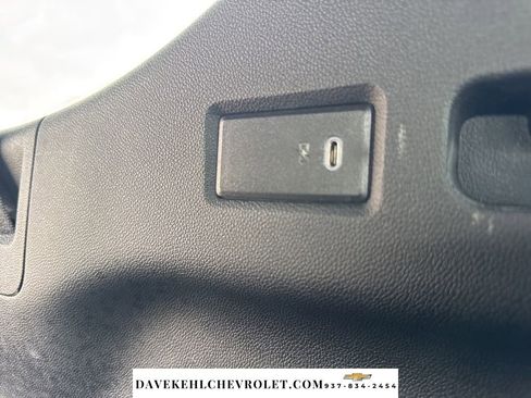 Used 2022 Chevrolet Suburban RST w/ Luxury Package image 39