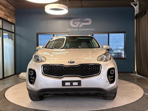 Used 2019 Kia Sportage LX w/ LX Popular Package AWD/4WD image 8