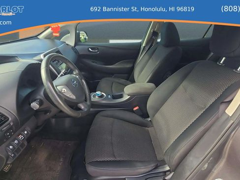 Used 2015 Nissan Leaf S w/ Charge Package FWD image 11