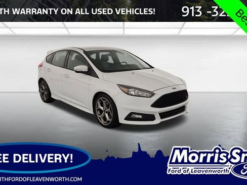Used 2018 Ford Focus ST FWD image 1