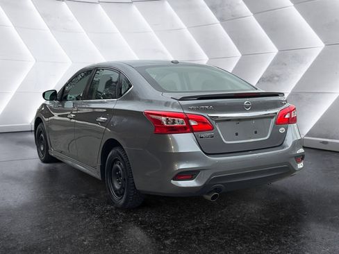 Used 2017 Nissan Sentra SR w/ Driver's Assist Package image 4