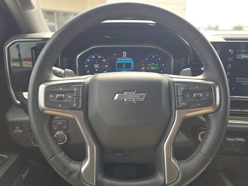 Used 2024 Chevrolet Silverado 1500 LT Trail Boss w/ Convenience Package II image 24