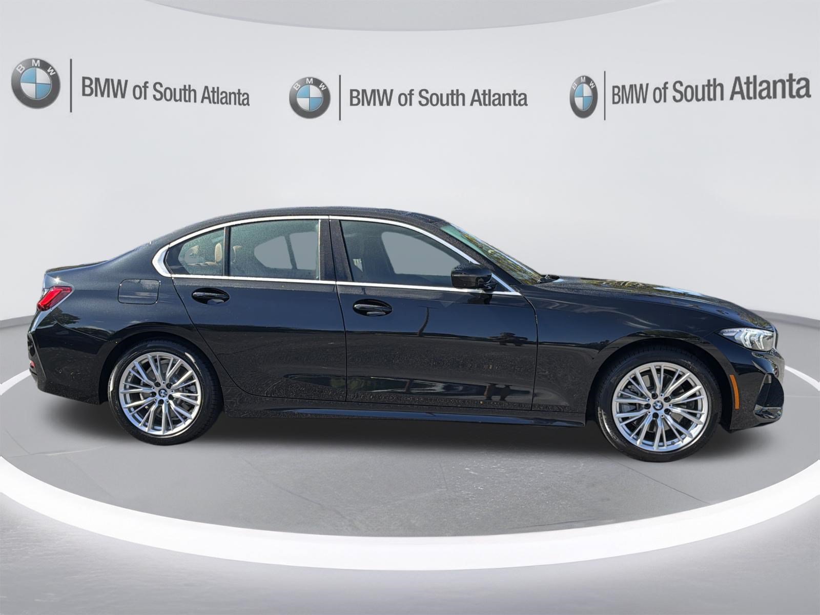 Certified 2024 BMW 330i Sedan w/ Premium Package RWD image 28