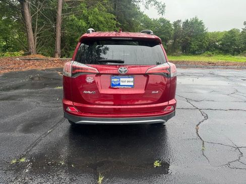 Used 2018 Toyota RAV4 XLE w/ Plus Extra Value Package FWD image 4