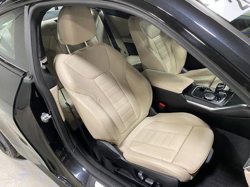 Used 2021 BMW 440i xDrive Coupe w/ Premium Package image 18