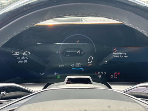 Used 2026 Cadillac Lyriq Luxury AWD/4WD image 19