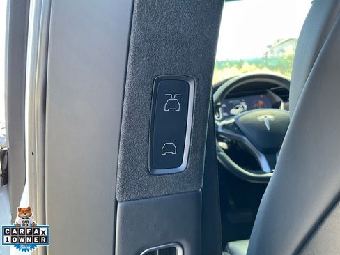 Used 2019 Tesla Model X AWD/4WD image 28