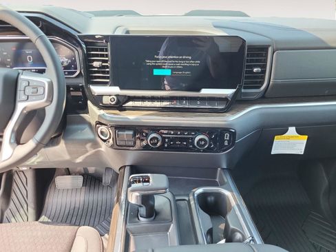 Used 2024 Chevrolet Silverado 1500 LT Trail Boss image 12