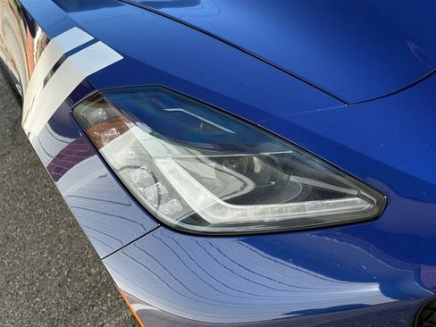 Used 2018 Chevrolet Corvette Stingray Convertible image 17